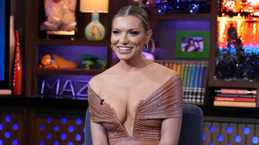 Lindsay Hubbard appears on "Watch What Happens Live with Andy Cohen" while discussing her split from ex-fiancé Turner Kufe.