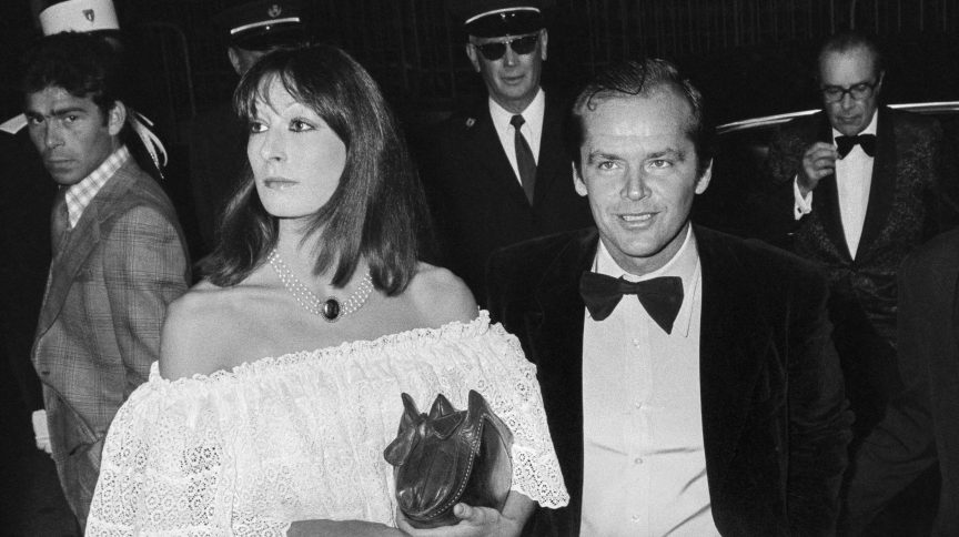 Anjelica Huston and Jack Nicholson in 1974.
