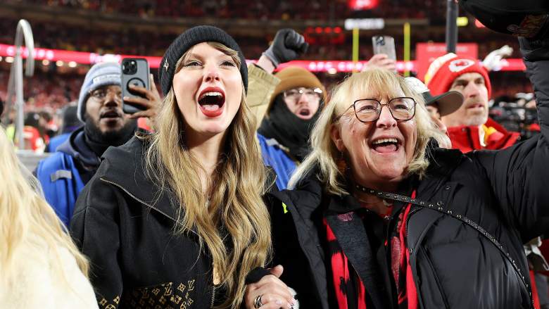 Taylor Swift and Donna Kelce, Travis Kelce's mom.