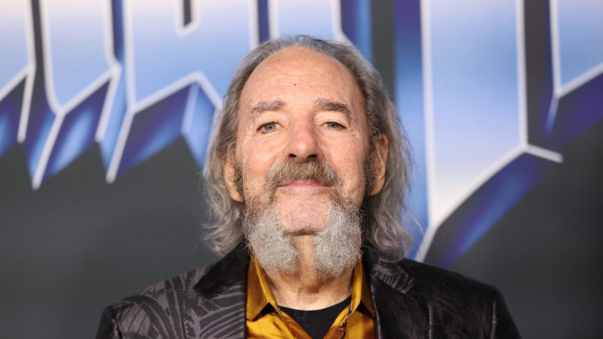 Harry Shearer attending movie premiere.