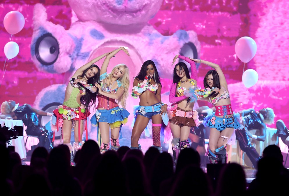 Daniela Avanzini, Yoonchae Jeung, Lara Raj, Sophia Laforteza and Megan Skiendiel performing onstage