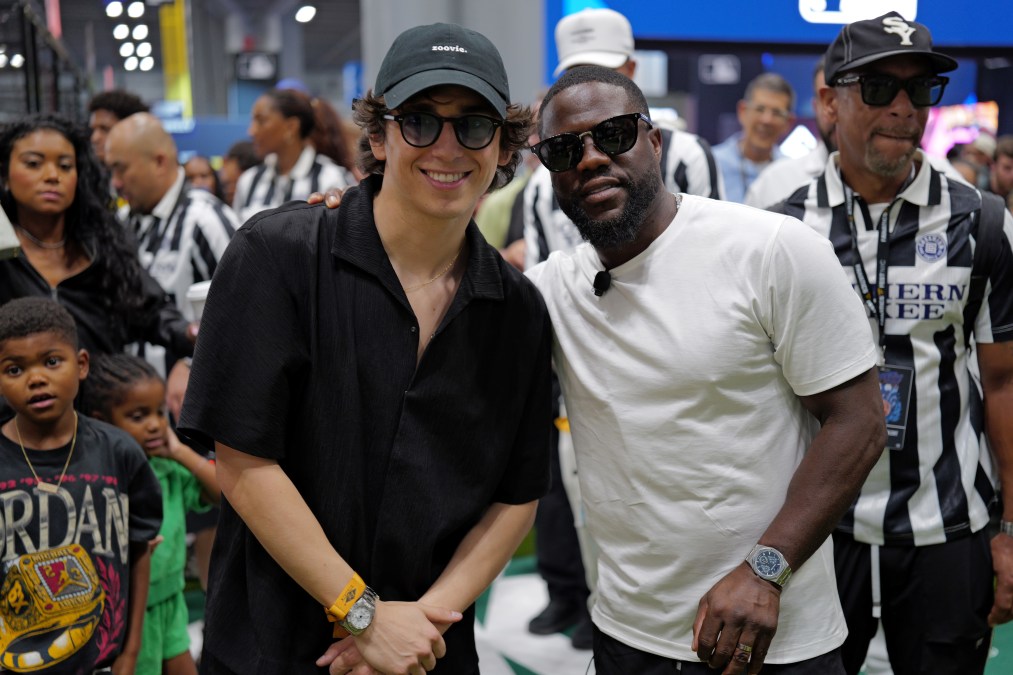 Marcello Hernández and Kevin Hart.