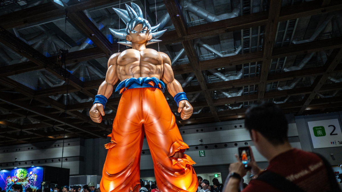 Goku figure at event.