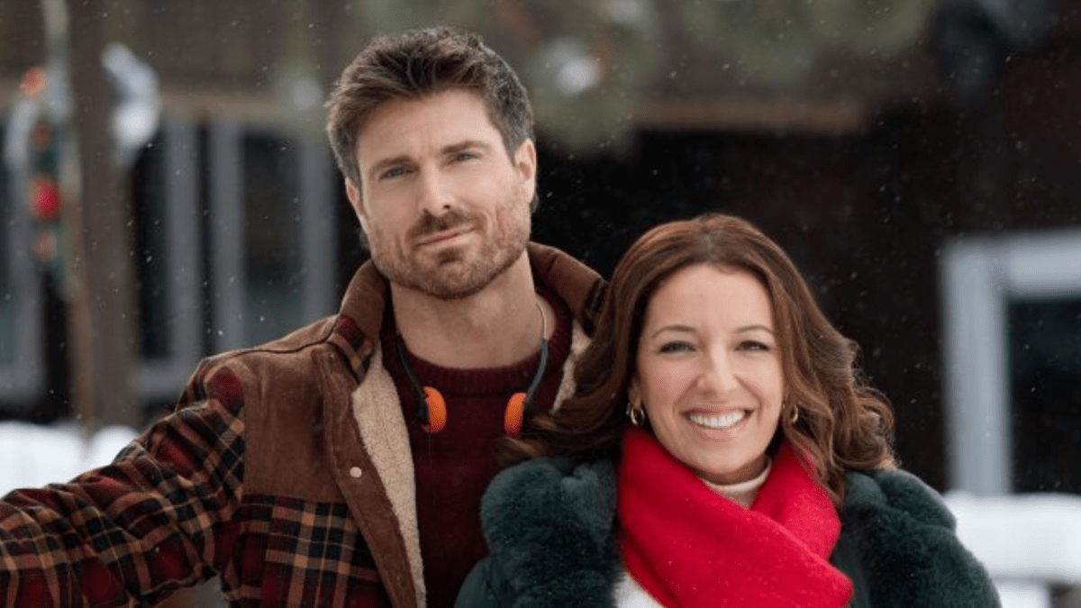 Hallmark's "Snowbound for the Holidays"