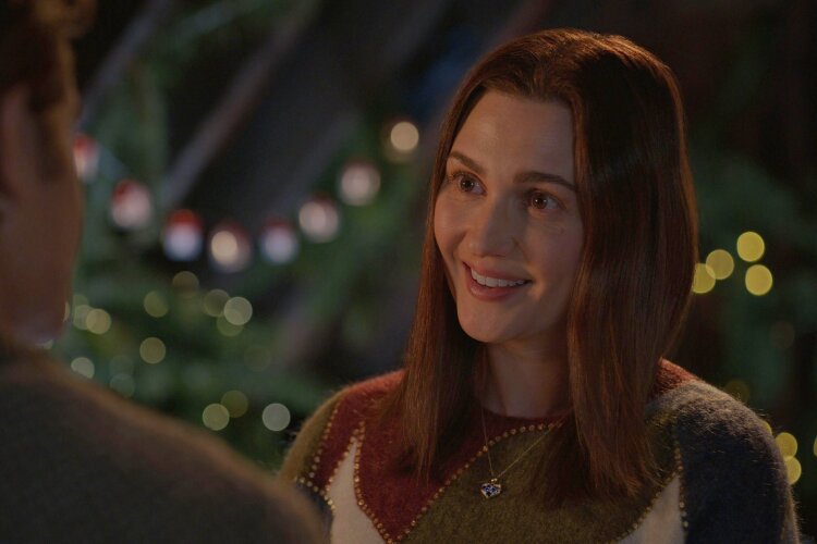 Katherine Barrell in Hallmark's "O Little Christmas Market"