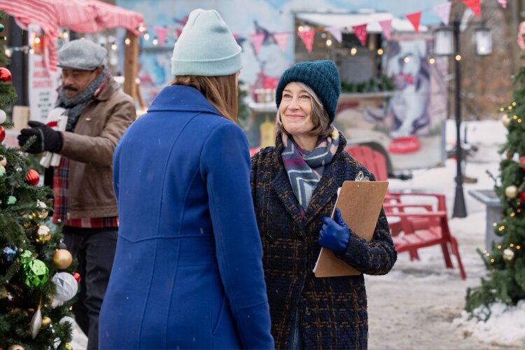 Katherine Barrell and Marcia Bennett in Hallmark's "O Little Christmas Market"