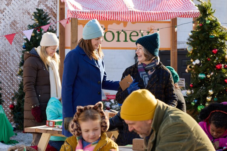 Katherine Barrell and Marcia Bennett in Hallmark's "O Little Christmas Market"