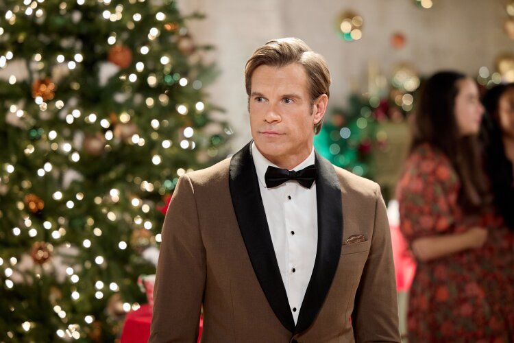 Stephen Huszar in Hallmark's "O Little Christmas Market"