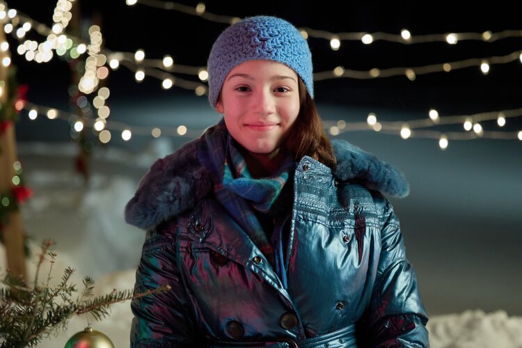 Hallmark's "Snowbound for the Holidays"