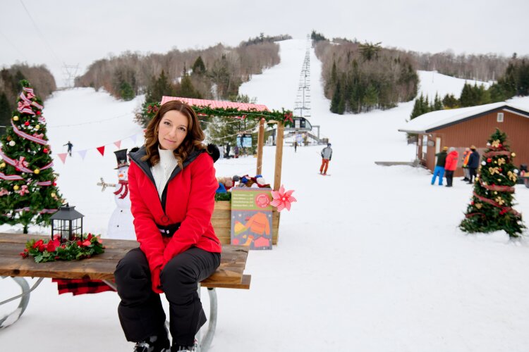 Hallmark's "Snowbound for the Holidays"