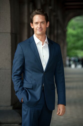 Hallmark's Toast to Italy
