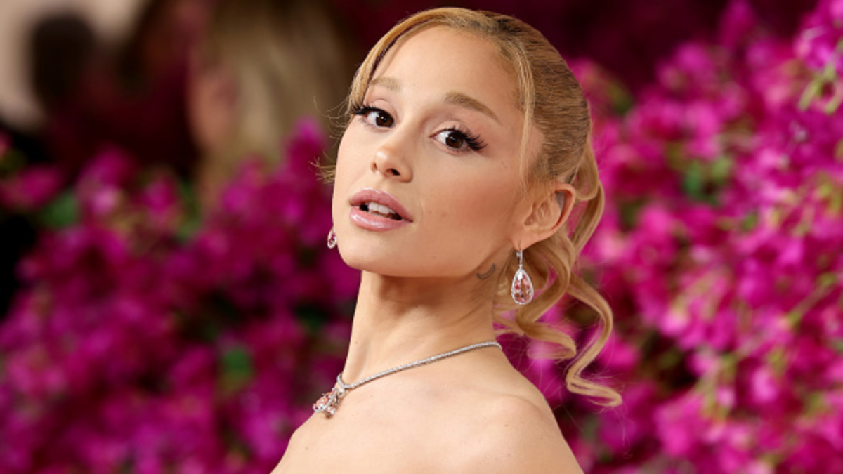 HOLLYWOOD, CALIFORNIA - MARCH 10: Ariana Grande attends the 96th Annual Academy Awards on March 10, 2024 in Hollywood, California. (Photo by Arturo Holmes/Getty Images)