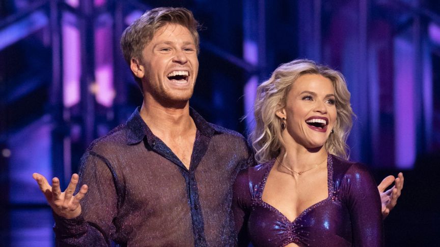 Witney Carson and Robert Irwin