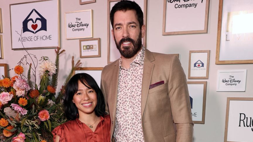 Linda Phan and Drew Scott