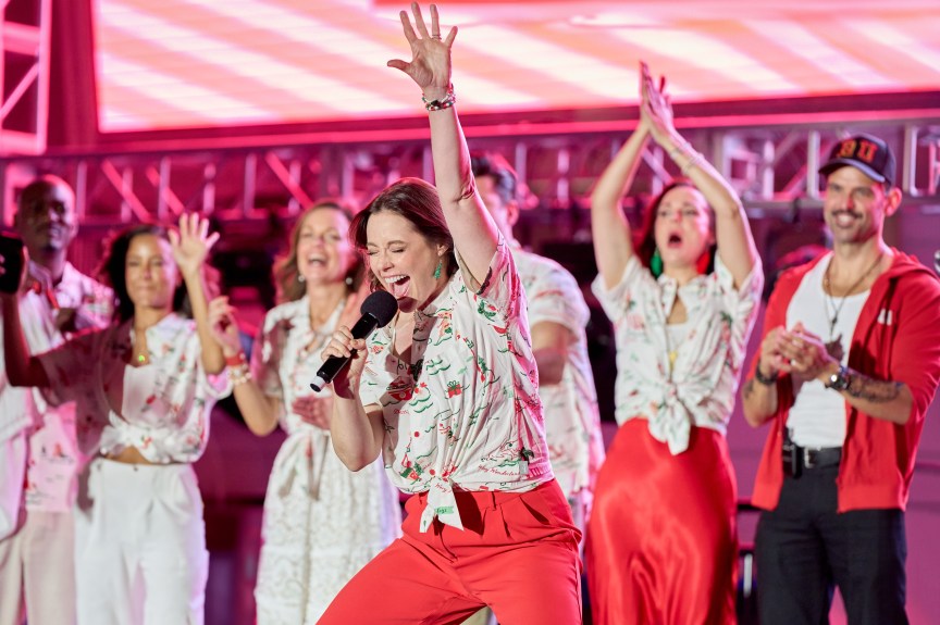 Ashley Williams singing with Hallmark stars
