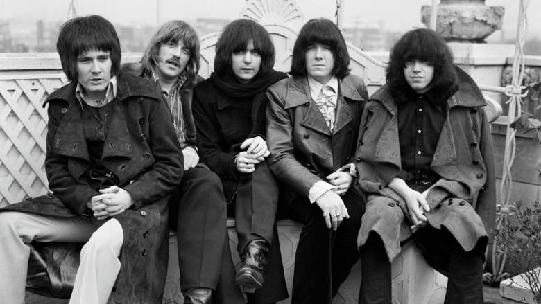 Ritchie Blackmore reunites with Deep Purple to play 'Smoke on the Water'