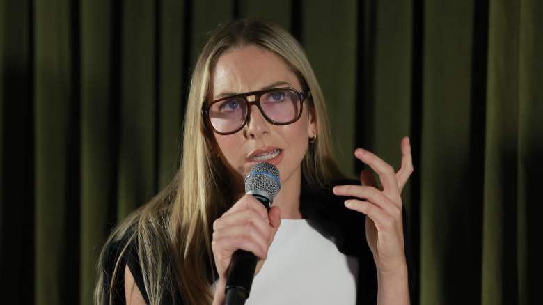 Este Haim.