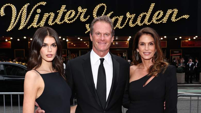 Kaia Gerber, Rande Gerber and Cindy Crawford pose in black in front of the Winter Garden.
