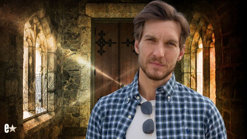 Scott Michael Foster