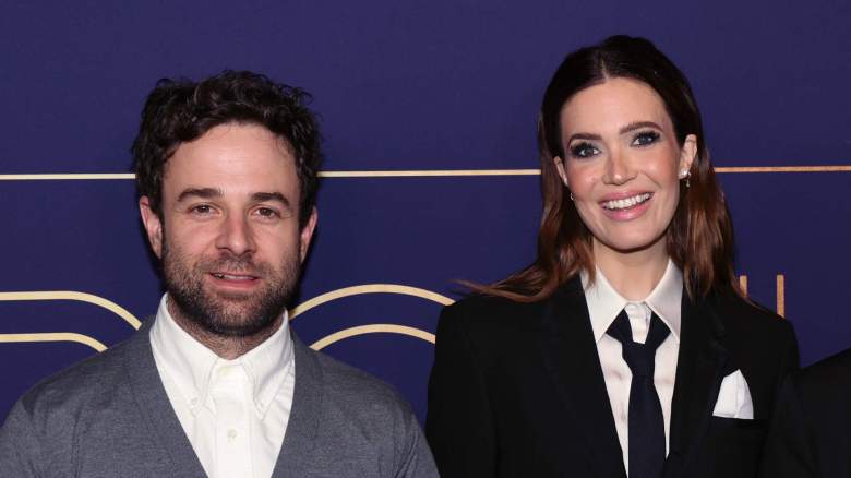 Taylor Goldsmith (L) and Mandy Moore