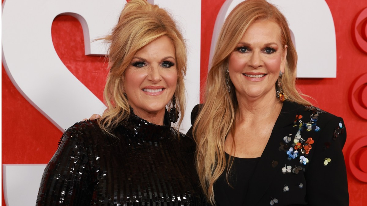 Trisha and Beth Yearwood
